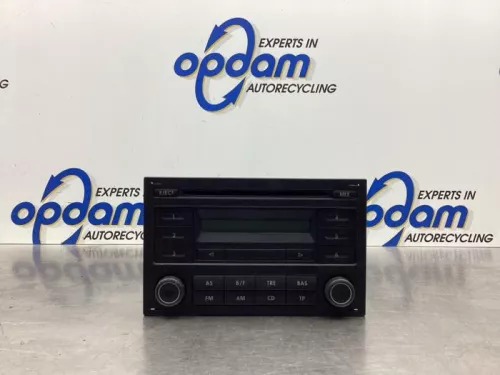 Radio-7745046 (18231438)