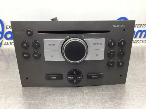 Radio-7611086 (18353676)