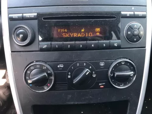 Radio-8035022 (18614849)