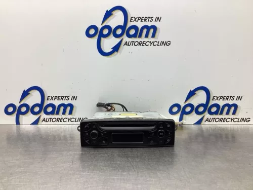 Radio-7868727
