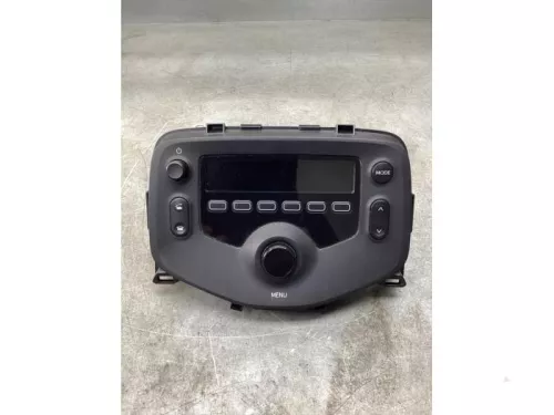 Radio-8206900 (21407133)
