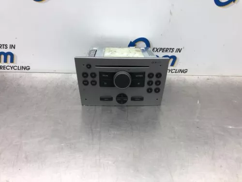 Radio-7870623 (17321529)