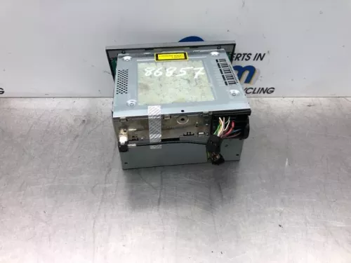 Radio-7870623 (17321529)