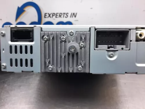 Radio-7576751 (16309497)