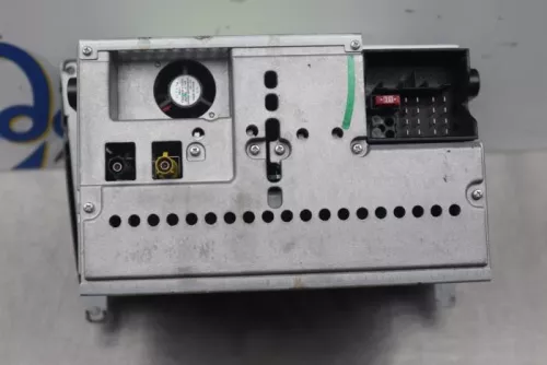 Radio-7879104 (15687135)