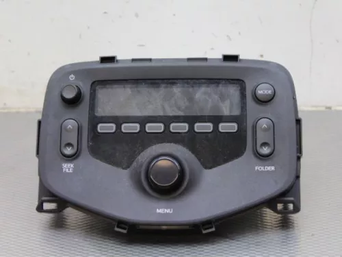 Radio-7885221 (9071886)