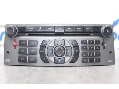 Radio-7877635 (14345346)