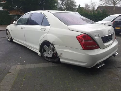 Mercedes  Aandrijfas links-achter 19811396