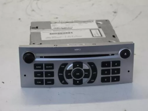 Radio-7880441 (11579571)