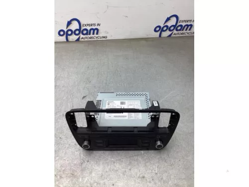 Radio CD Speler-8277451 (22343941)