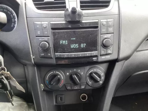 Radio CD Speler-8154432 (20576171)