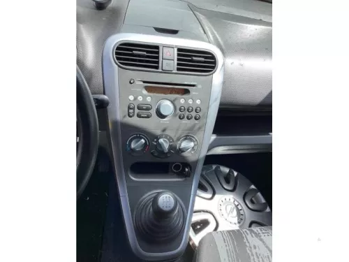 Radio CD Speler-8202986
