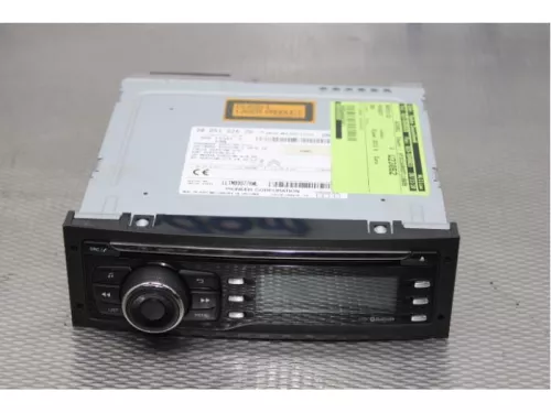 Radio CD Speler-7858046 (14262576)