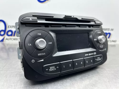 Radio CD Speler-8298840 (22334411)