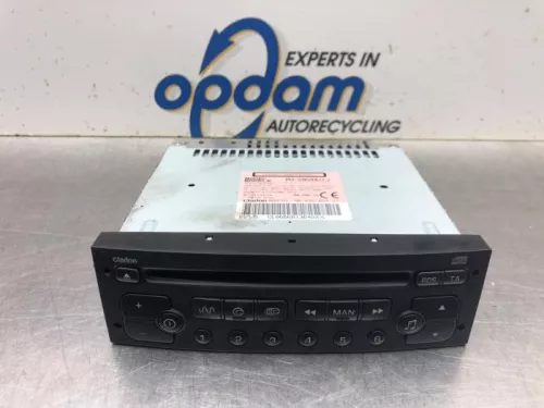 Radio CD Speler-8053818 (19201652)
