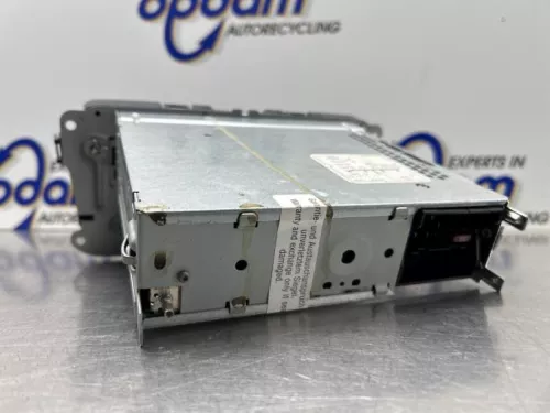 Radio CD Speler-8218362 (21598531)