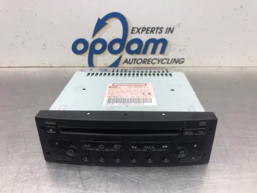Radio CD Speler-8136466
