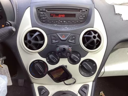 Radio CD Speler-8181594 (20997018)