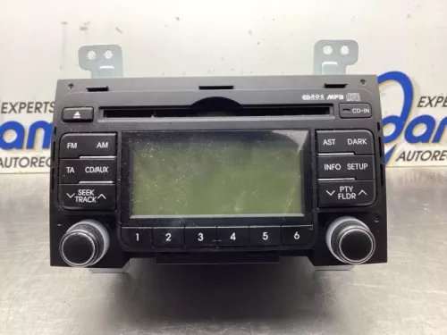 Radio CD Speler-8064167 (19252567)