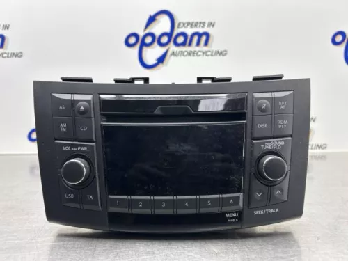 Radio CD Speler-8289769 (22339568)