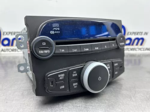 Radio CD Speler-8277260 (22005196)