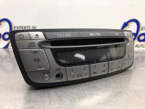 Radio CD Speler-8266051 (21830399)