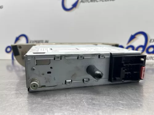 Radio CD Speler-8296152 (22491440)