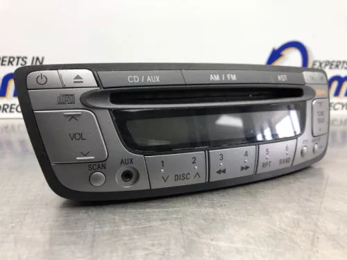 Radio CD Speler-8168258 (20582172)