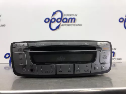 Radio CD Speler-8168258 (20582172)