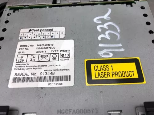 Radio CD Speler-8206653 (20954582)