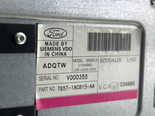 Radio CD Speler-8304595 (22335663)