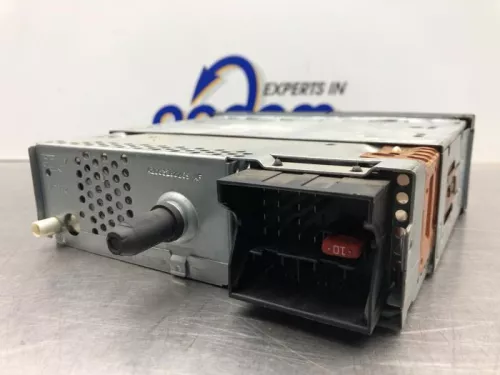 Radio CD Speler-8266228 (21763796)