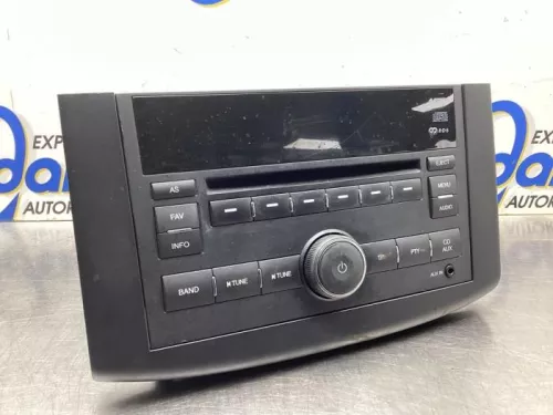 Radio CD Speler-8135666 (19961314)