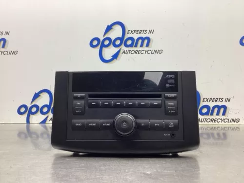 Radio CD Speler-8135666 (19961314)