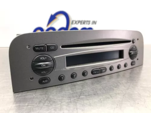 Radio CD Speler-8184844 (20736419)