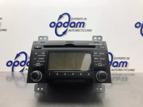 Radio CD Speler-8131101 (20569835)