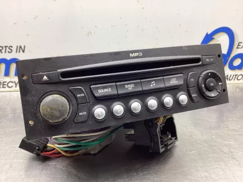 Radio CD Speler-7986992 (20044074)