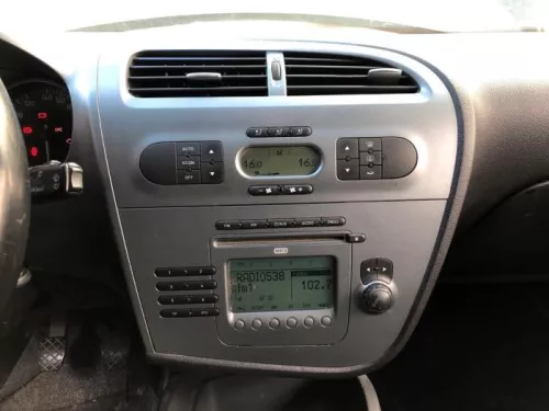 Radio CD Speler-8167904 (20633376)