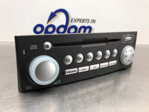 Radio CD Speler-8237272 (21463107)