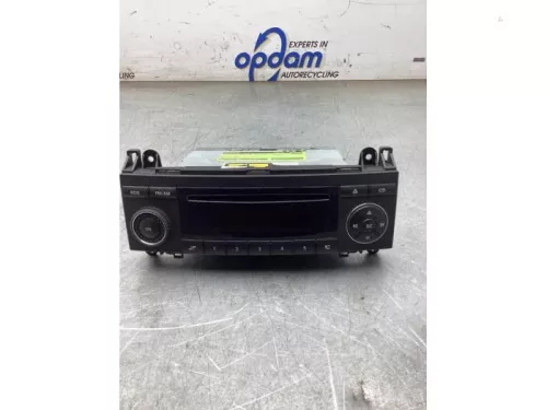 Radio CD Speler-8246733 (22541521)