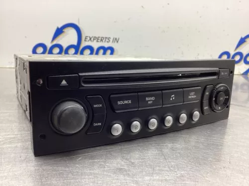Radio CD Speler-8131553 (19930240)