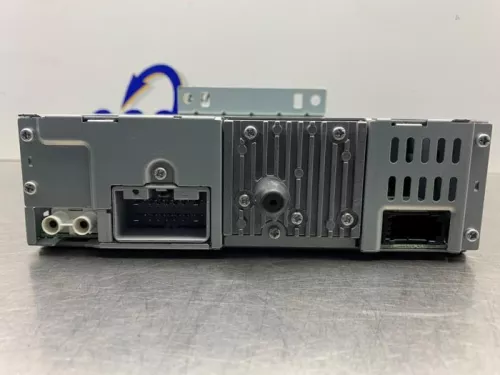 Radio CD Speler-8162774 (21674161)