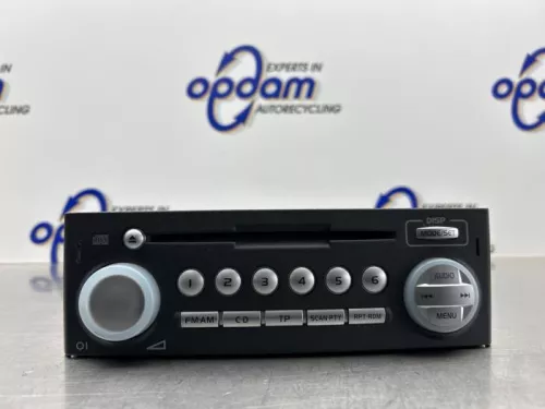 Radio CD Speler-8280246 (22641513)