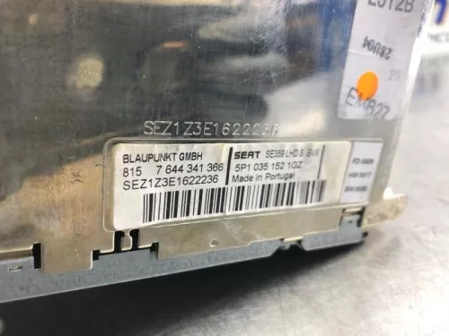 Radio CD Speler-8143819 (20594460)