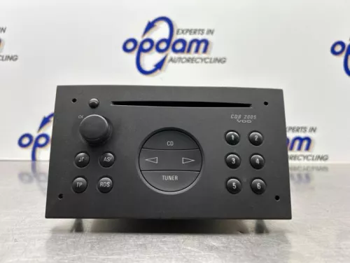 Radio CD Speler-8310883 (22448937)