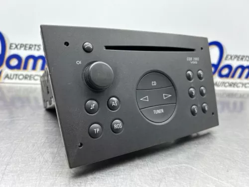 Radio CD Speler-8310883 (22448937)