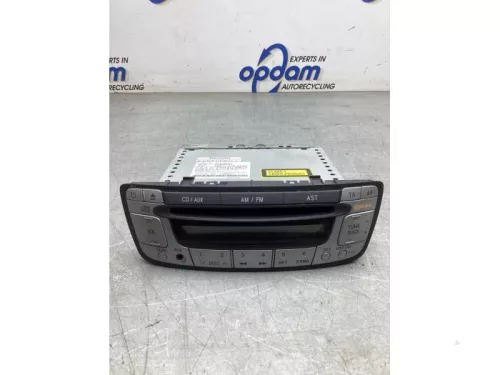 Radio CD Speler-8255626 (21711982)