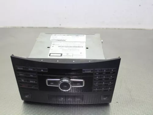 Radio CD Speler-7887089 (8971724)