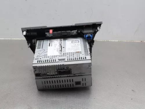Radio CD Speler-7857253 (8440909)