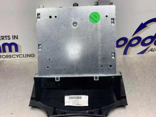 Radio CD Speler-8248220 (21518369)